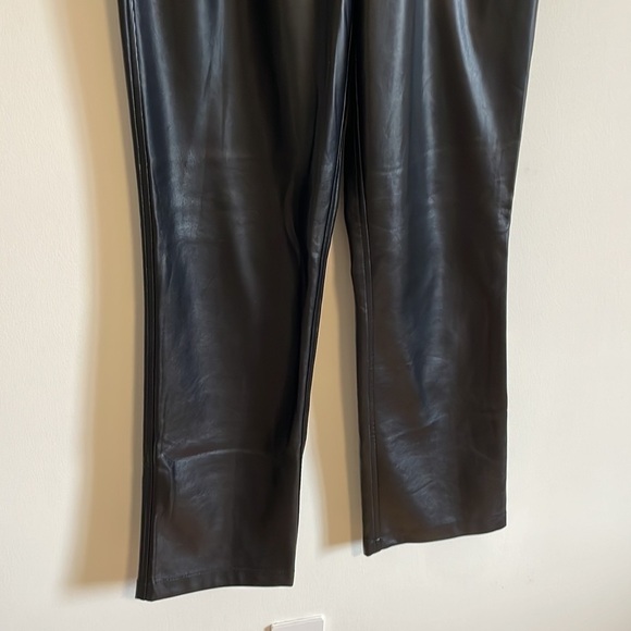Edgy Joie Vegan Leather Pants Black SM PU Straight Paper Bag Contemporary Chic - Picture 4 of 16